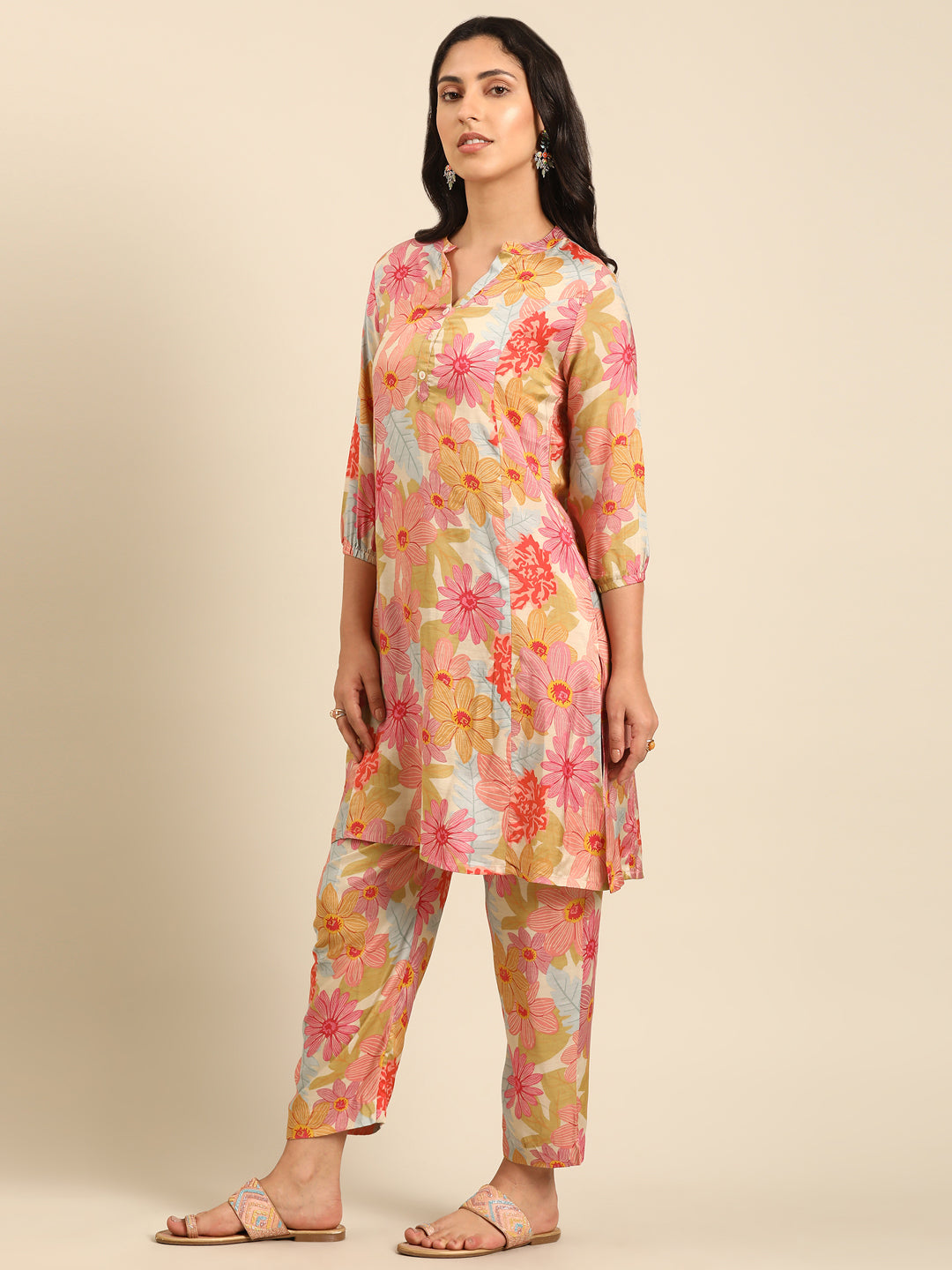 Multicolor Printed Muslin Kurta Pant Set