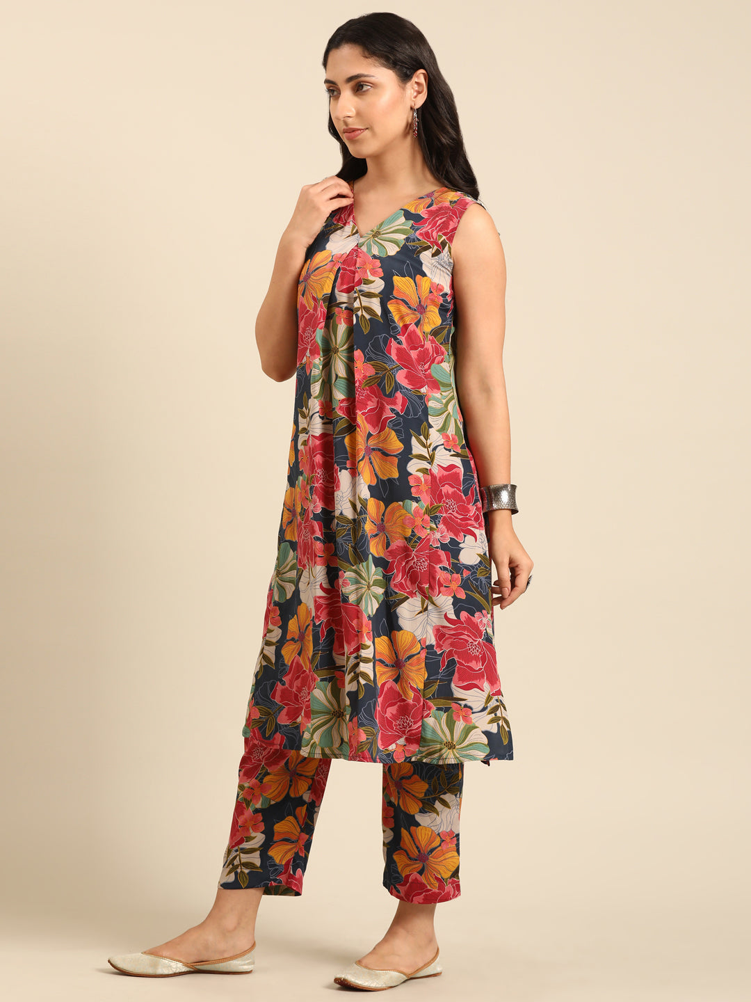 Multicolor Floral Print Kurta Set