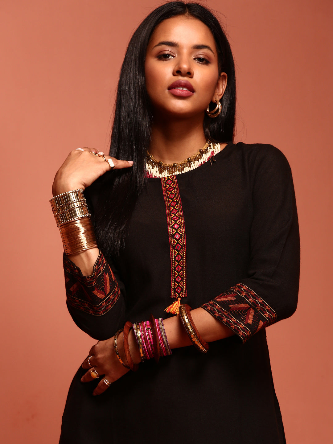 Black Embroidered Straight Kurta