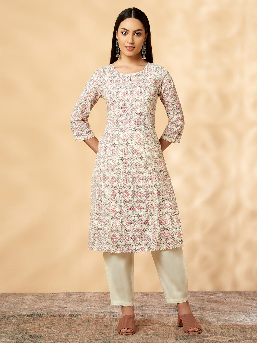 Off-White Straight Printed Kurta Set