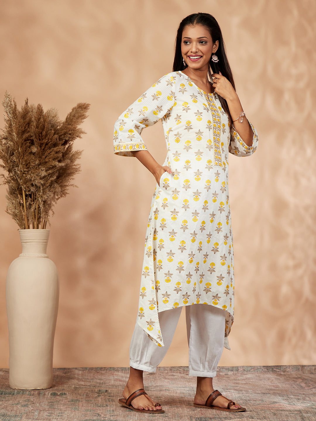 Yellow Floral Print Straight Kurta