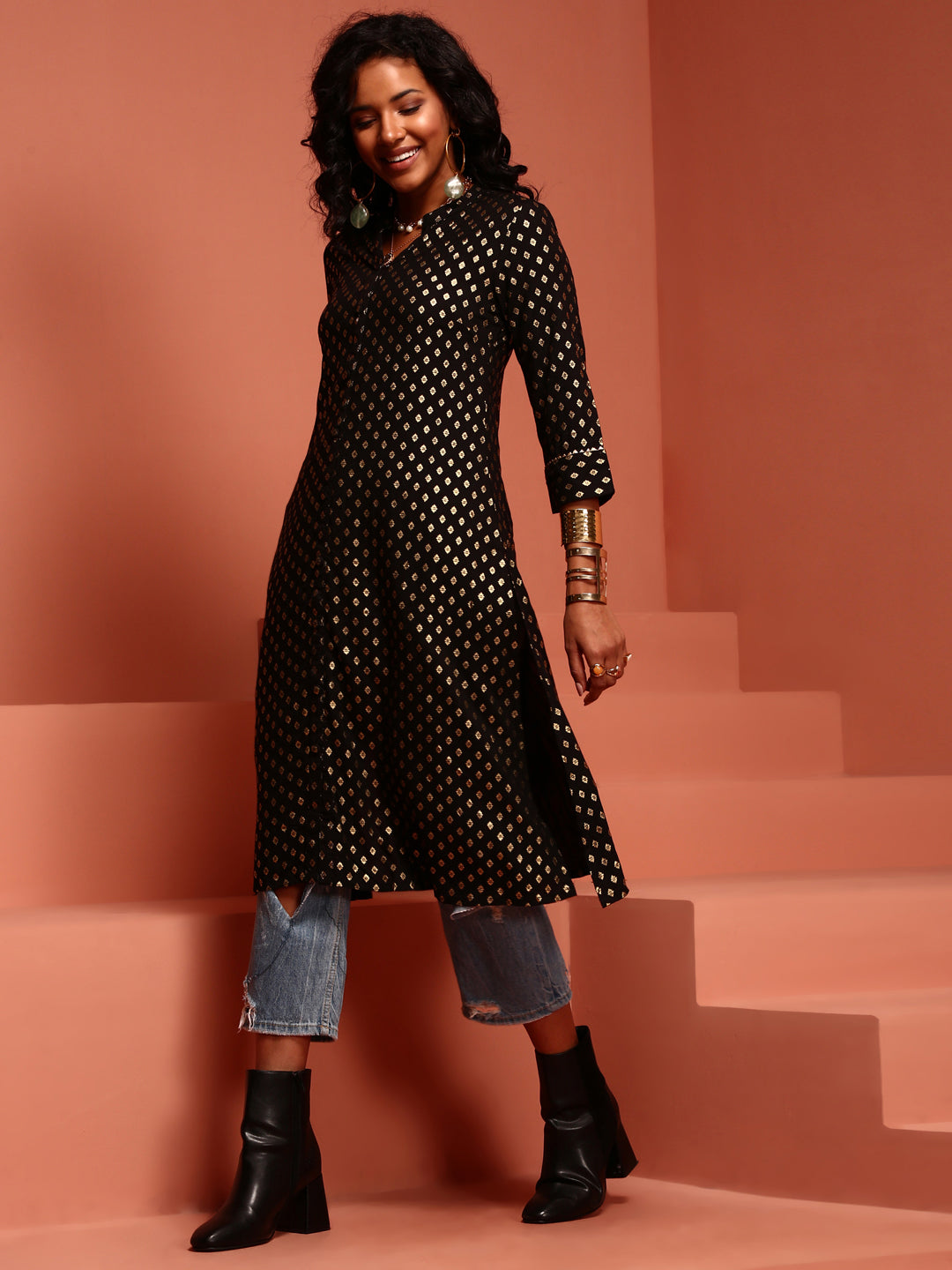 Black Printed Asymmetric Kurta