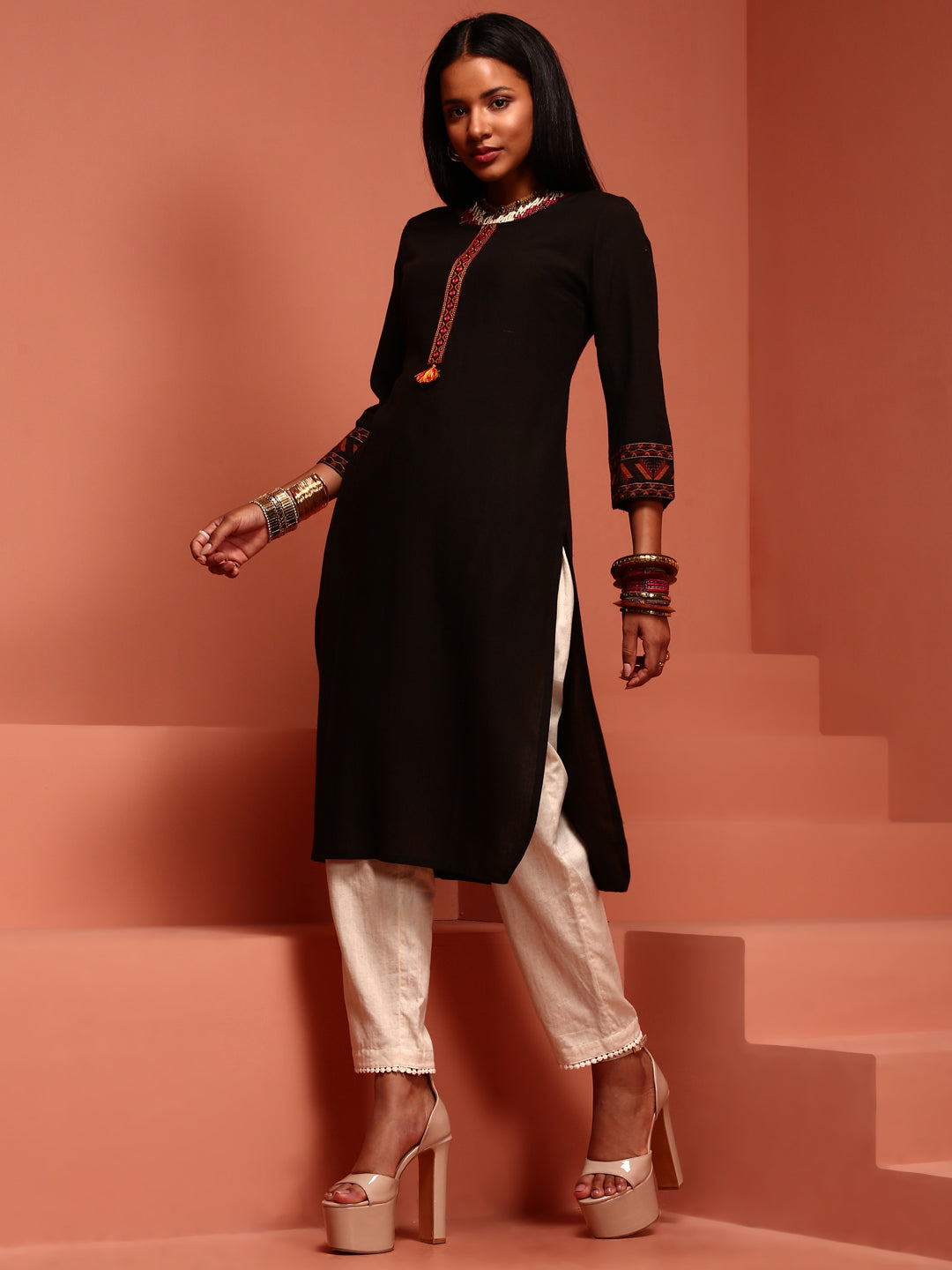 Black Embroidered Straight Kurta