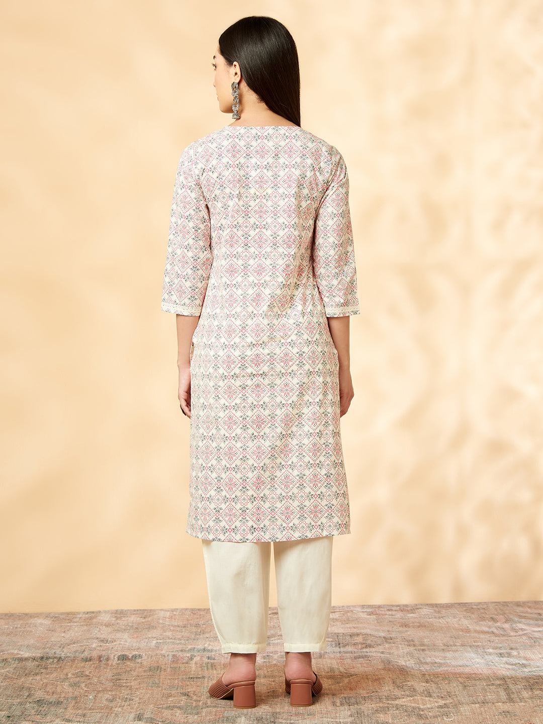 Off-White Straight Printed Kurta Set