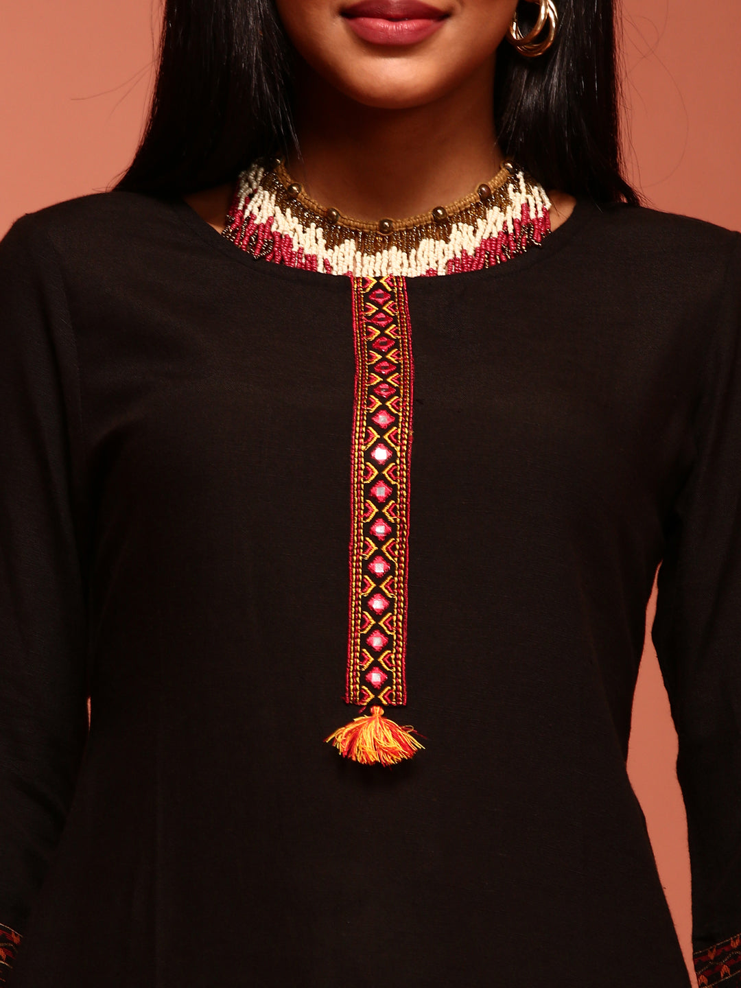 Black Embroidered Straight Kurta